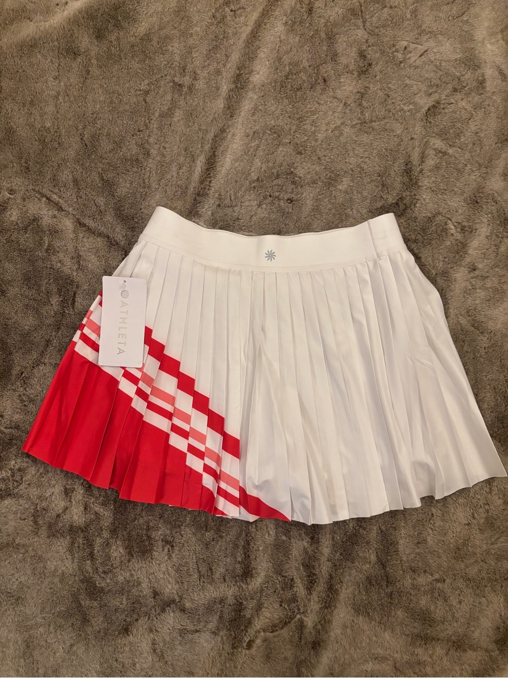 NWT Athleta MatchPoint Pleated Colorblock Skort - Small - Red and White - Picture 9 of 12